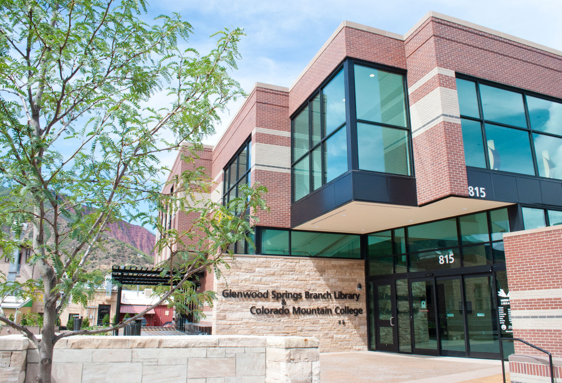 Glenwood Springs Library